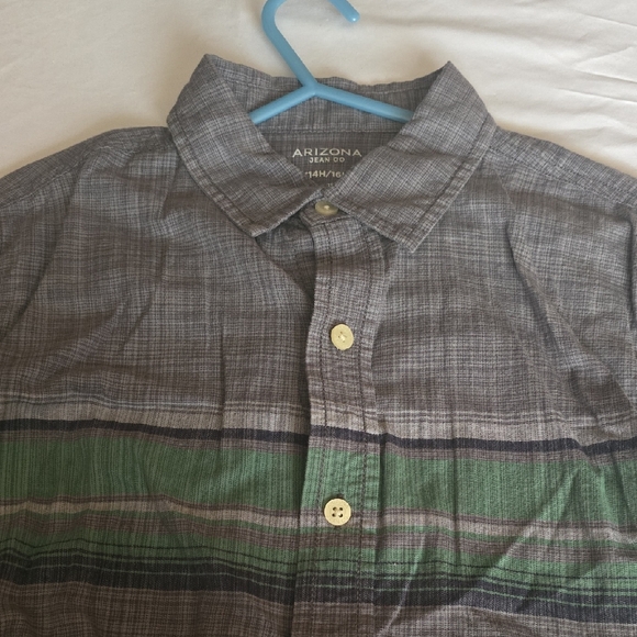 Arizona Jean Company Other - Arizona Jean Company Men's Gray and Green Striped Shirt